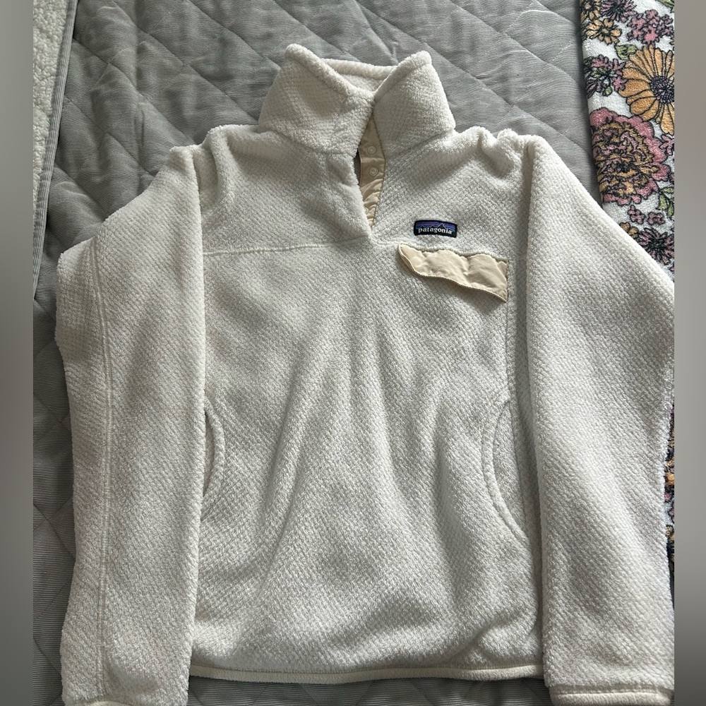 Patagonia Pull-over (w/pockets)